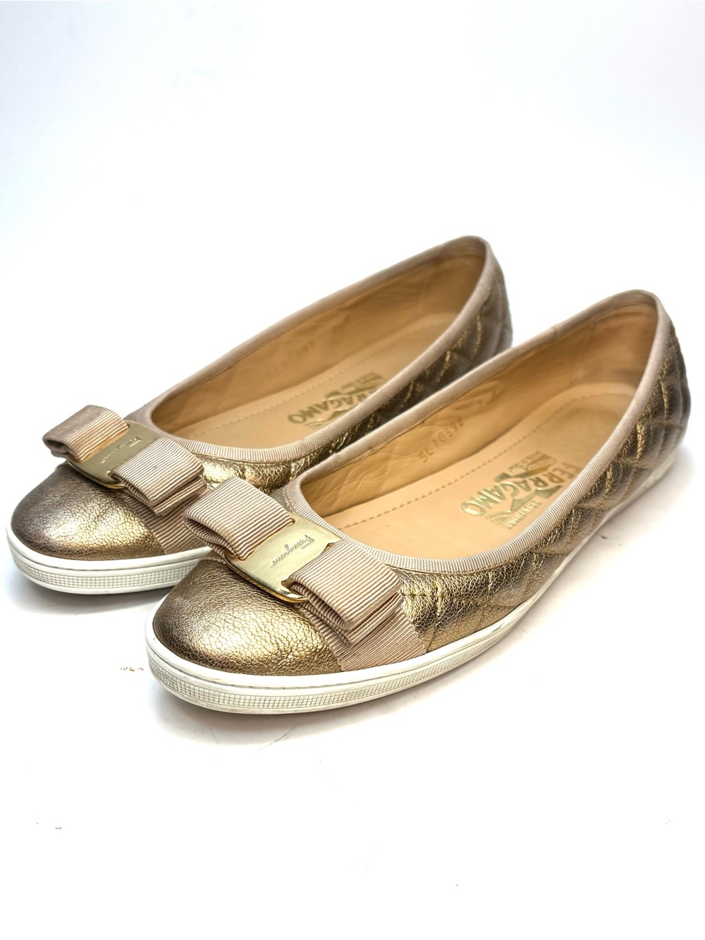 Salvatore Ferragamo Metallic Gold Varina Bow Ballet Flat | 7